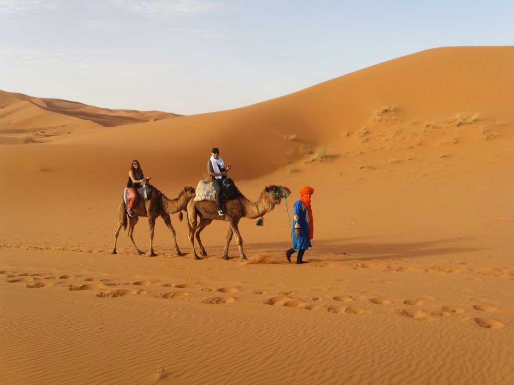 Ruta 12 días desde Tánger: Chefchaouen, Fez, desierto y Marrakech